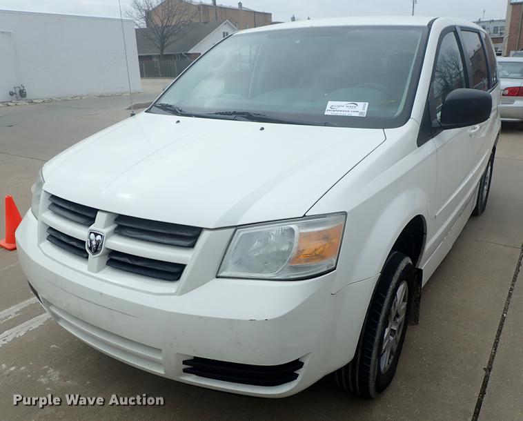 image for item DF8758 2009 Dodge Grand Caravan van
