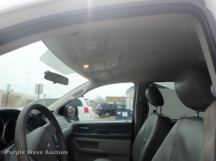 image for item DF8758 2009 Dodge Grand Caravan van