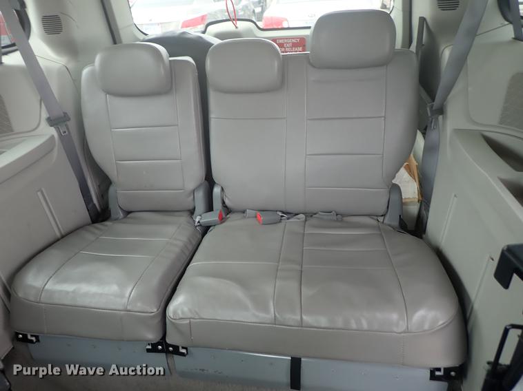 image for item DF8758 2009 Dodge Grand Caravan van