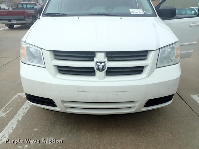 image for item DF8758 2009 Dodge Grand Caravan van