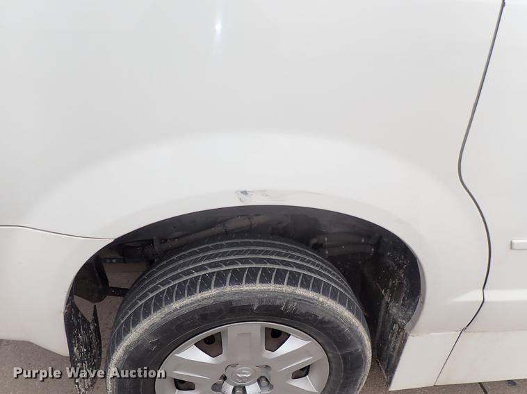 image for item DF8758 2009 Dodge Grand Caravan van