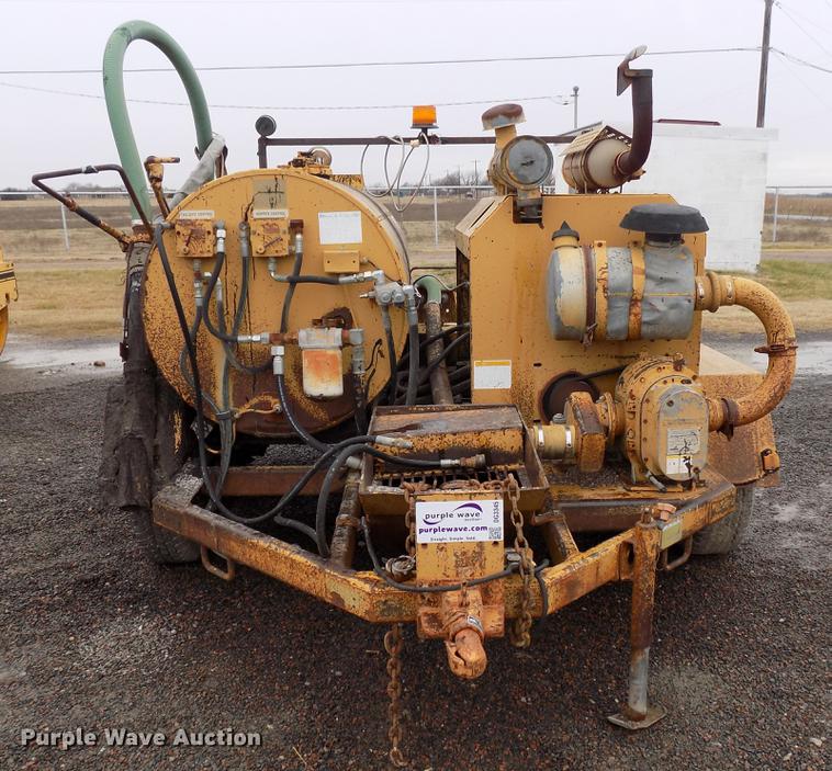 image for item DG3345 Rosco RA-200 pot hole patcher