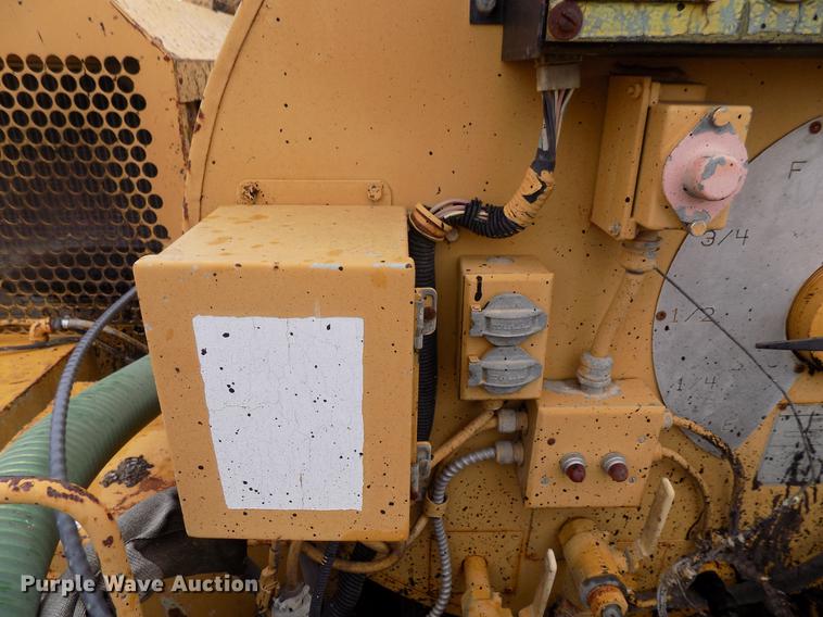 image for item DG3345 Rosco RA-200 pot hole patcher