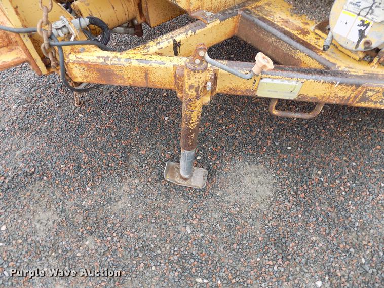 image for item DG3345 Rosco RA-200 pot hole patcher