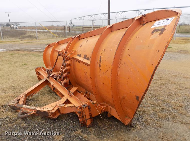 image for item DG3347 TBD snow plow