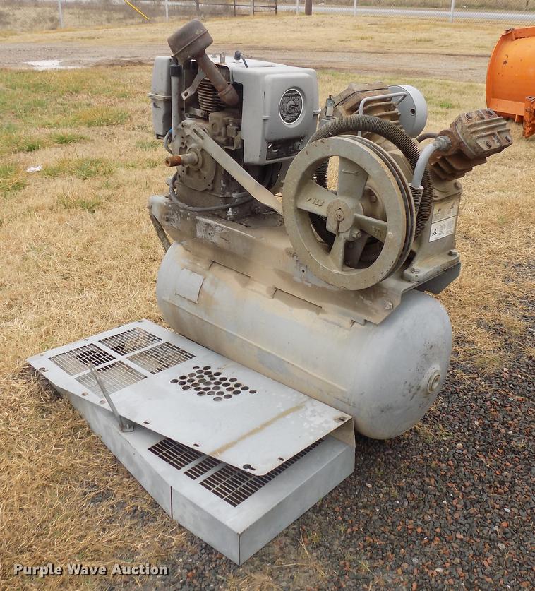image for item DG3348 1994 Ingersoll Rand 242F10G air compressor