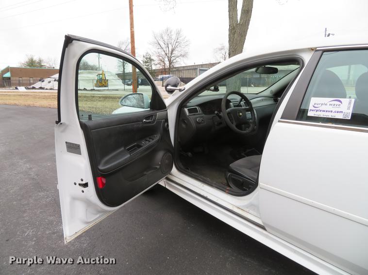 image for item DG3864 2013 Chevrolet Impala Police Cruiser