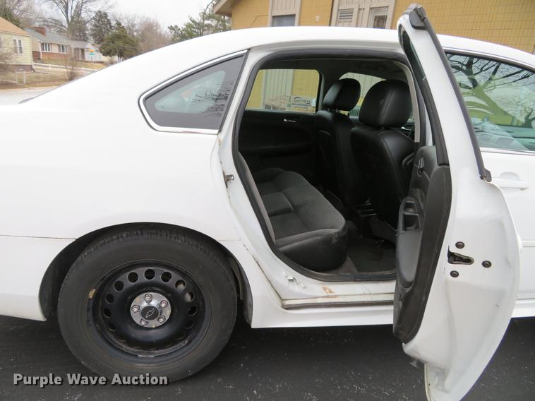 image for item DG3864 2013 Chevrolet Impala Police Cruiser