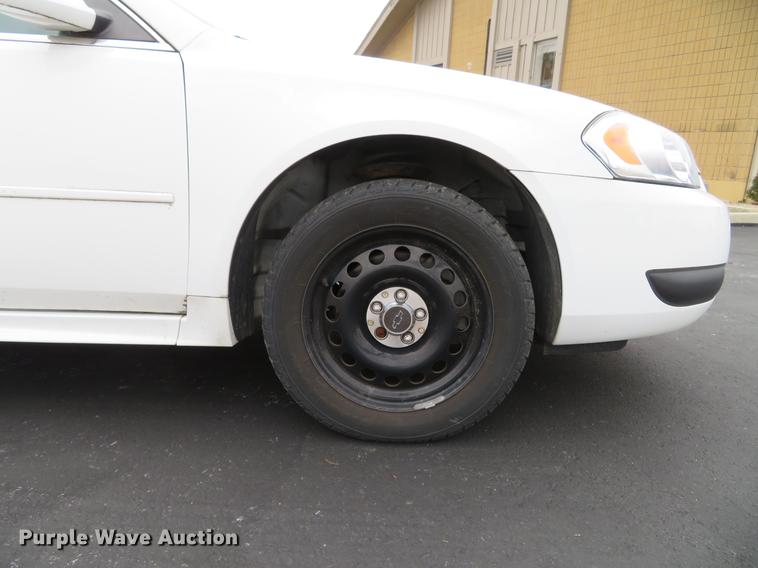 image for item DG3864 2013 Chevrolet Impala Police Cruiser