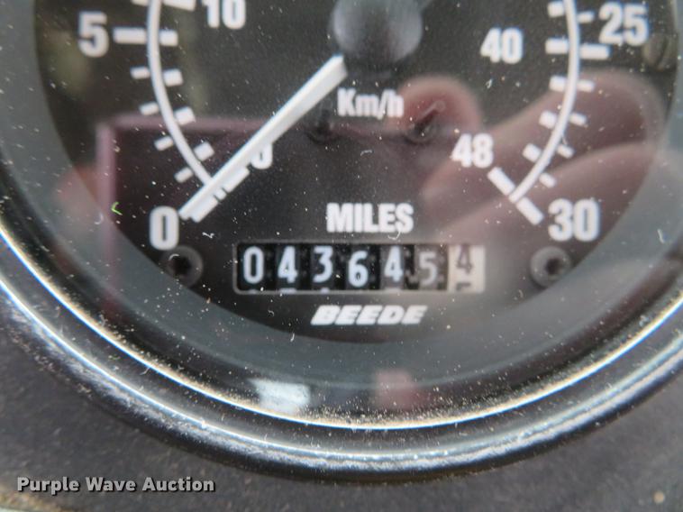 image for item DG3876 2006 Elgin Pelican street sweeper