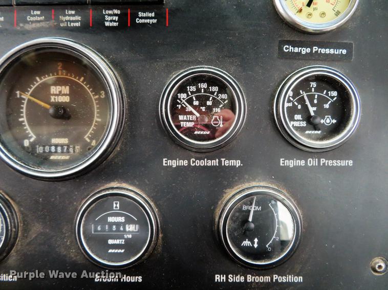 image for item DG3876 2006 Elgin Pelican street sweeper