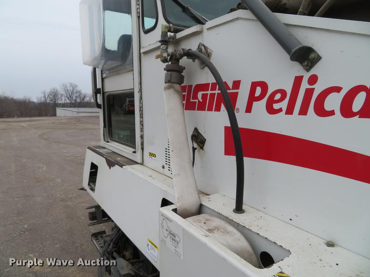 image for item DG3876 2006 Elgin Pelican street sweeper