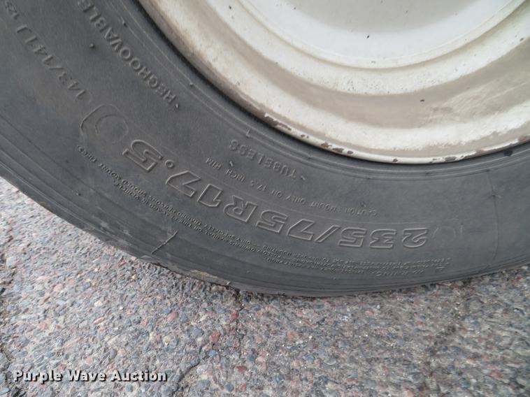 image for item DG3876 2006 Elgin Pelican street sweeper