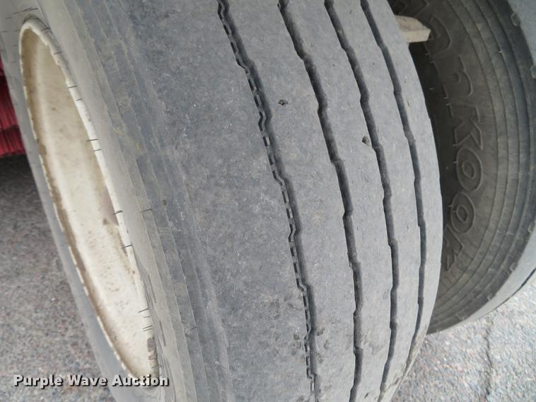 image for item DG3876 2006 Elgin Pelican street sweeper