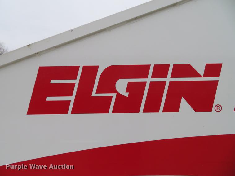 image for item DG3876 2006 Elgin Pelican street sweeper