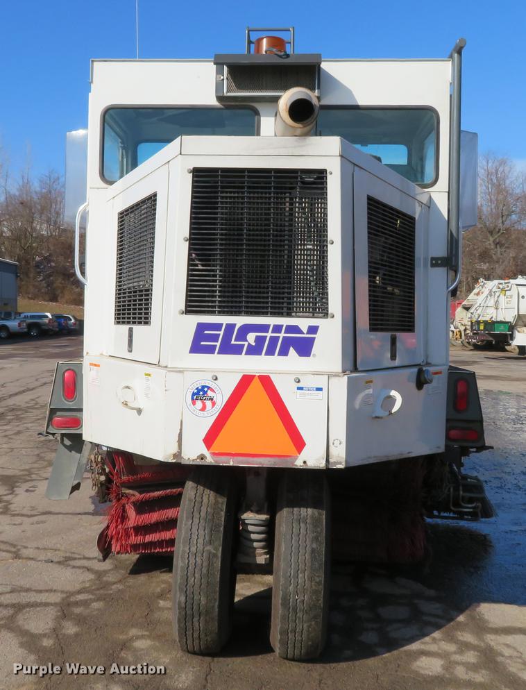 image for item DG3877 2002 Elgin Pelican P series street sweeper