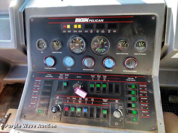 image for item DG3877 2002 Elgin Pelican P series street sweeper