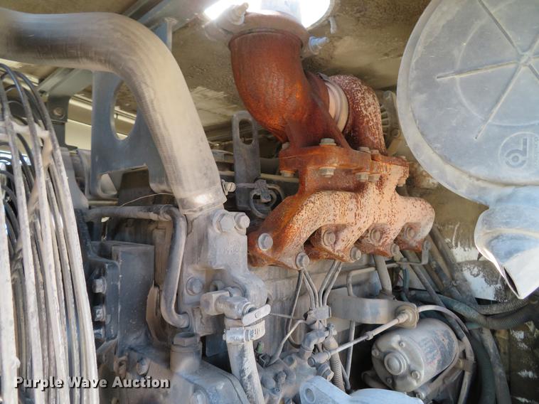 image for item DG3877 2002 Elgin Pelican P series street sweeper