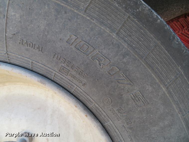 image for item DG3877 2002 Elgin Pelican P series street sweeper