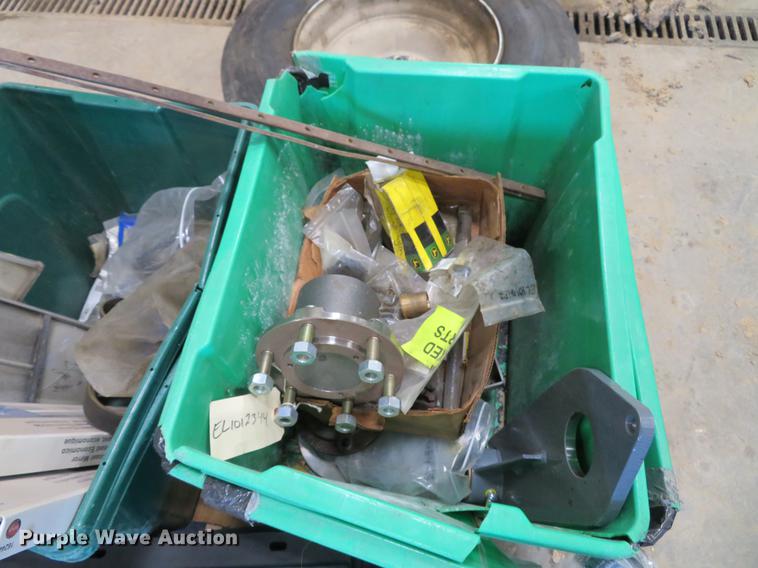 image for item DG3877 2002 Elgin Pelican P series street sweeper