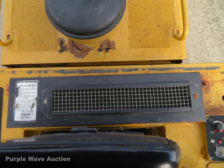 image for item DG3883 1993 Caterpillar 953B track loader