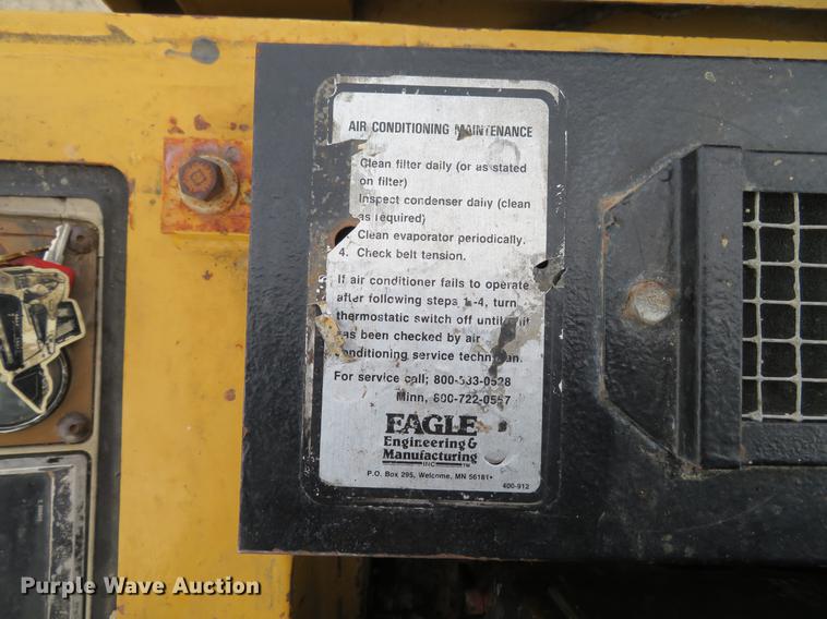 image for item DG3883 1993 Caterpillar 953B track loader