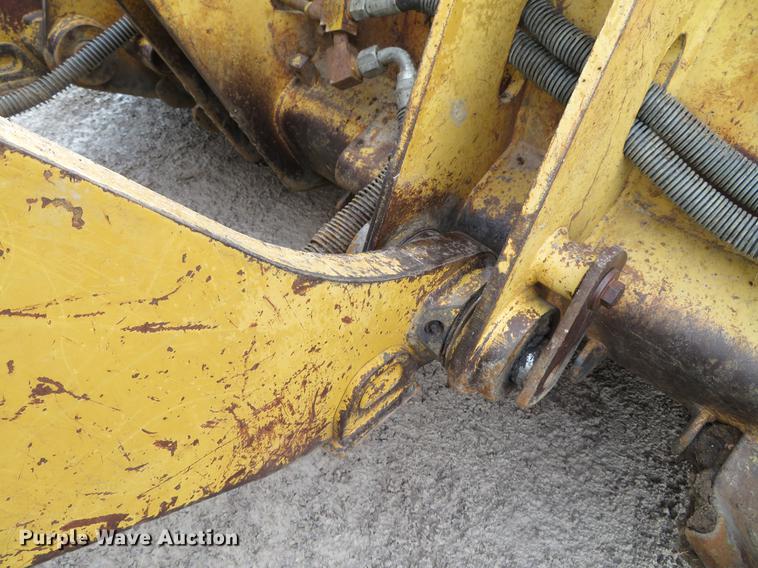 image for item DG3883 1993 Caterpillar 953B track loader