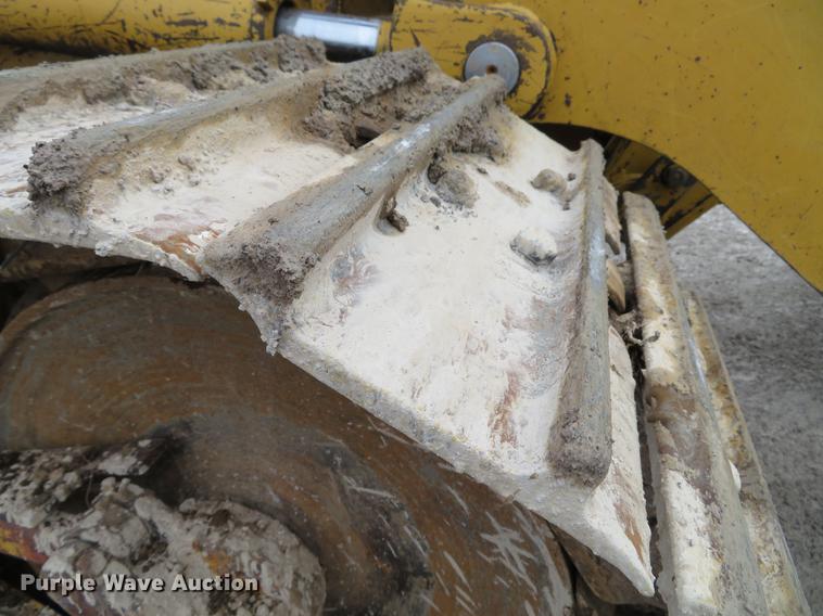 image for item DG3883 1993 Caterpillar 953B track loader