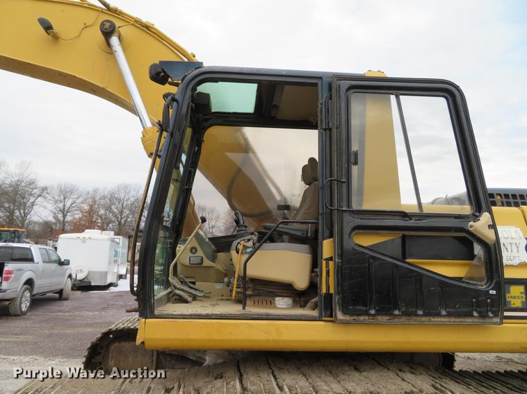 image for item DG3884 1999 Caterpillar 325B L excavator