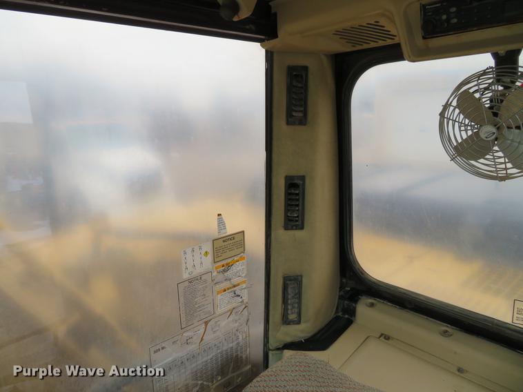 image for item DG3884 1999 Caterpillar 325B L excavator