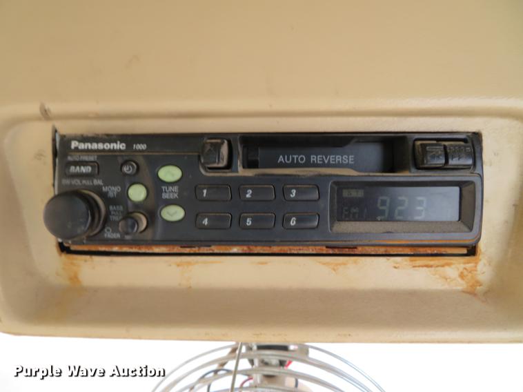 image for item DG3884 1999 Caterpillar 325B L excavator