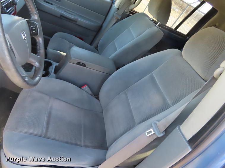 image for item DN9121 2005 Dodge Durango SUV