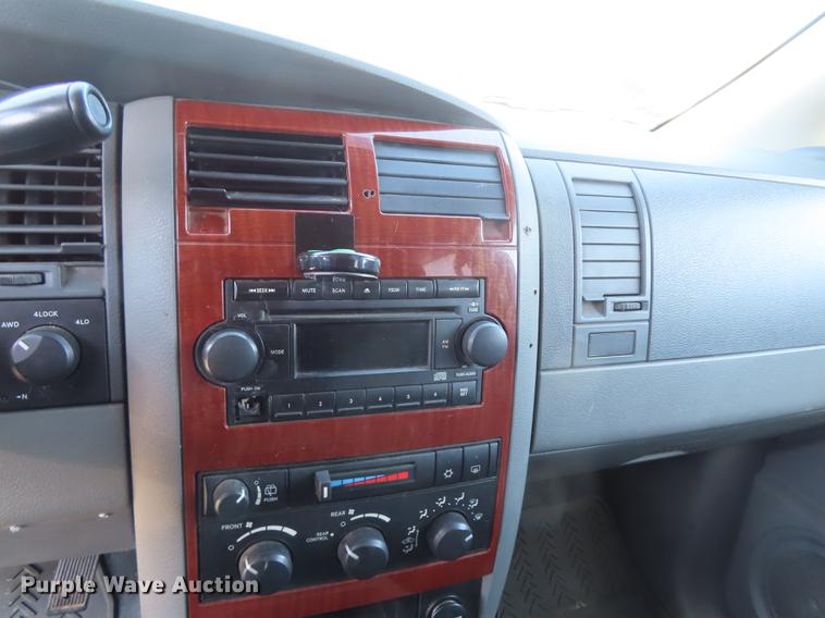 image for item DN9121 2005 Dodge Durango SUV