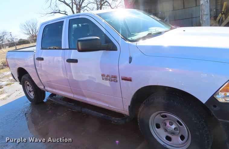 image for item DN9123 2013 Dodge Ram 1500 Crew Cab pickup truck