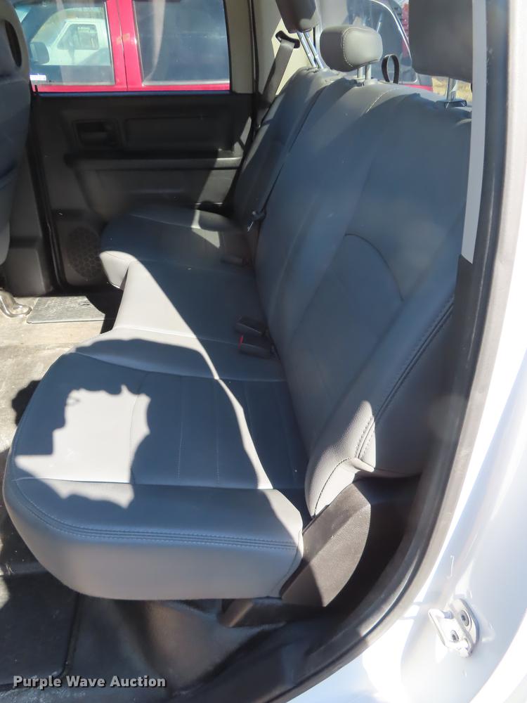 image for item DN9123 2013 Dodge Ram 1500 Crew Cab pickup truck