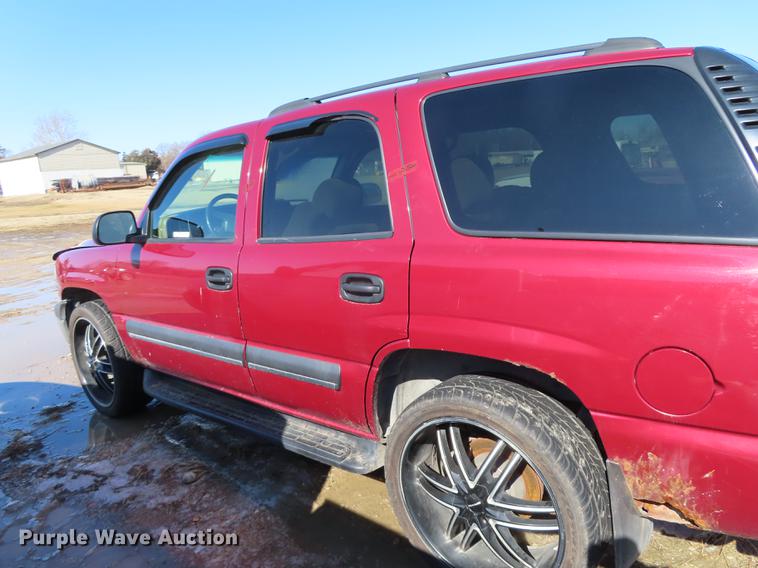 image for item DN9124 2004 Chevrolet Tahoe SUV