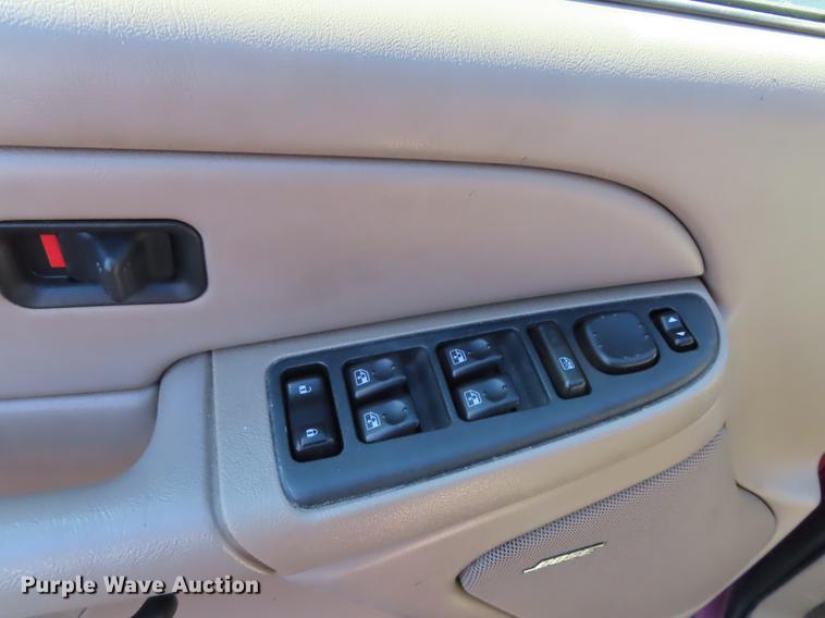 image for item DN9124 2004 Chevrolet Tahoe SUV