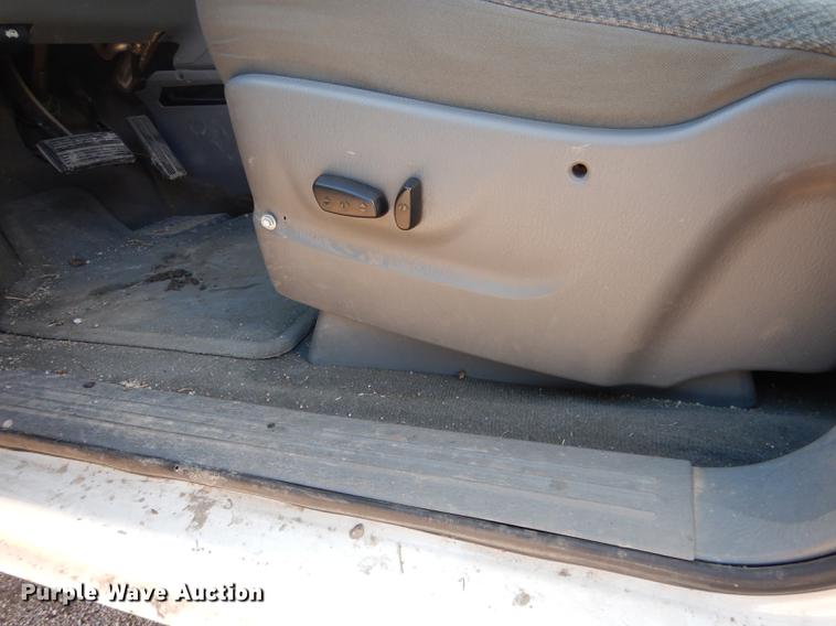 image for item FA9263 2005 Dodge Grand Caravan van