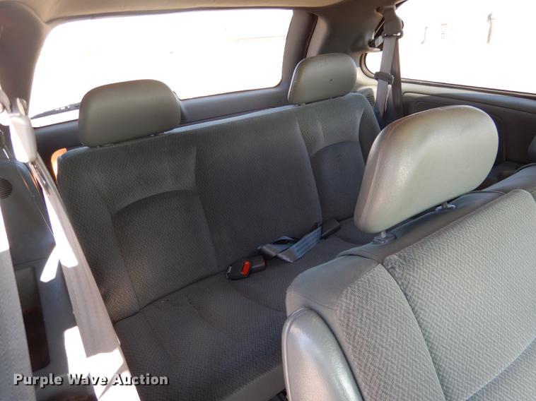 image for item FA9263 2005 Dodge Grand Caravan van