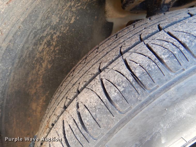 image for item FA9263 2005 Dodge Grand Caravan van