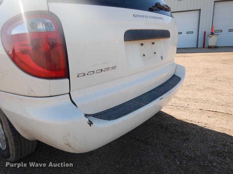 image for item FA9264 2005 Dodge Grand Caravan van