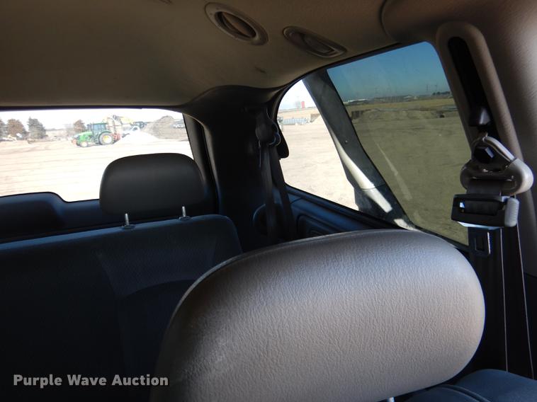 image for item FA9264 2005 Dodge Grand Caravan van