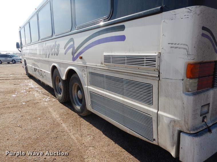 image for item FA9265 2000 Blue Bird LTC40 coach bus