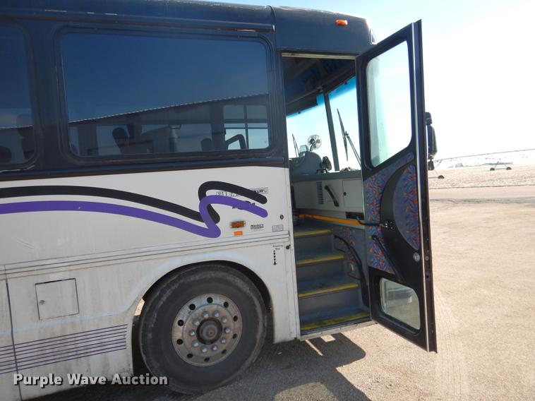 image for item FA9265 2000 Blue Bird LTC40 coach bus