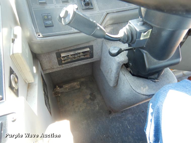 image for item FA9265 2000 Blue Bird LTC40 coach bus