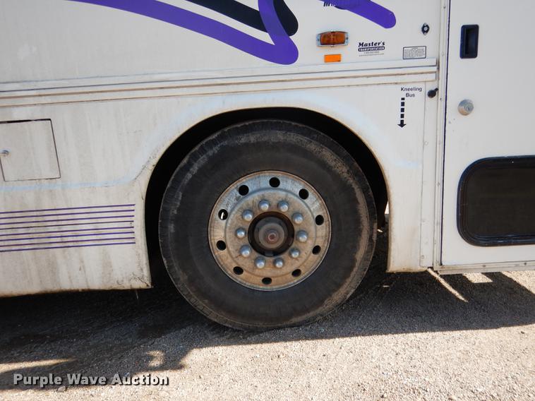 image for item FA9265 2000 Blue Bird LTC40 coach bus