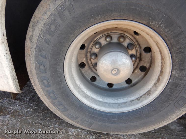 image for item FA9265 2000 Blue Bird LTC40 coach bus