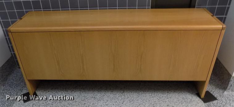 image for item FG9047 Wood desk