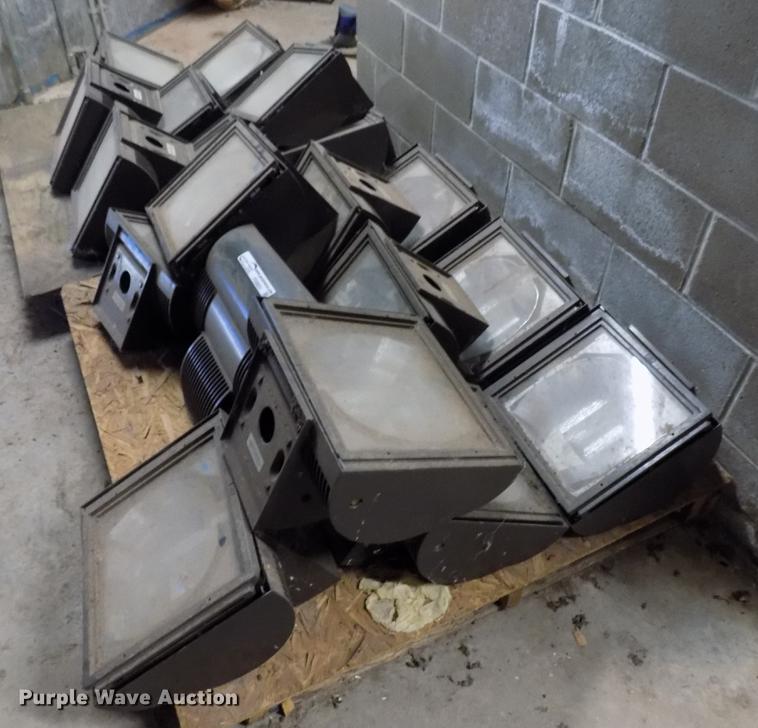 image for item FG9051 (19) KM outdoor light fixtures