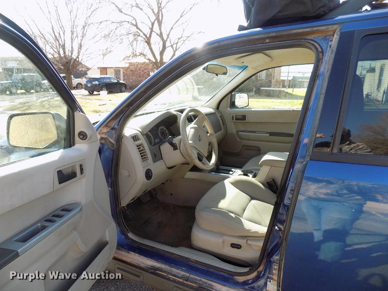 image for item FG9053 2008 Ford Escape SUV